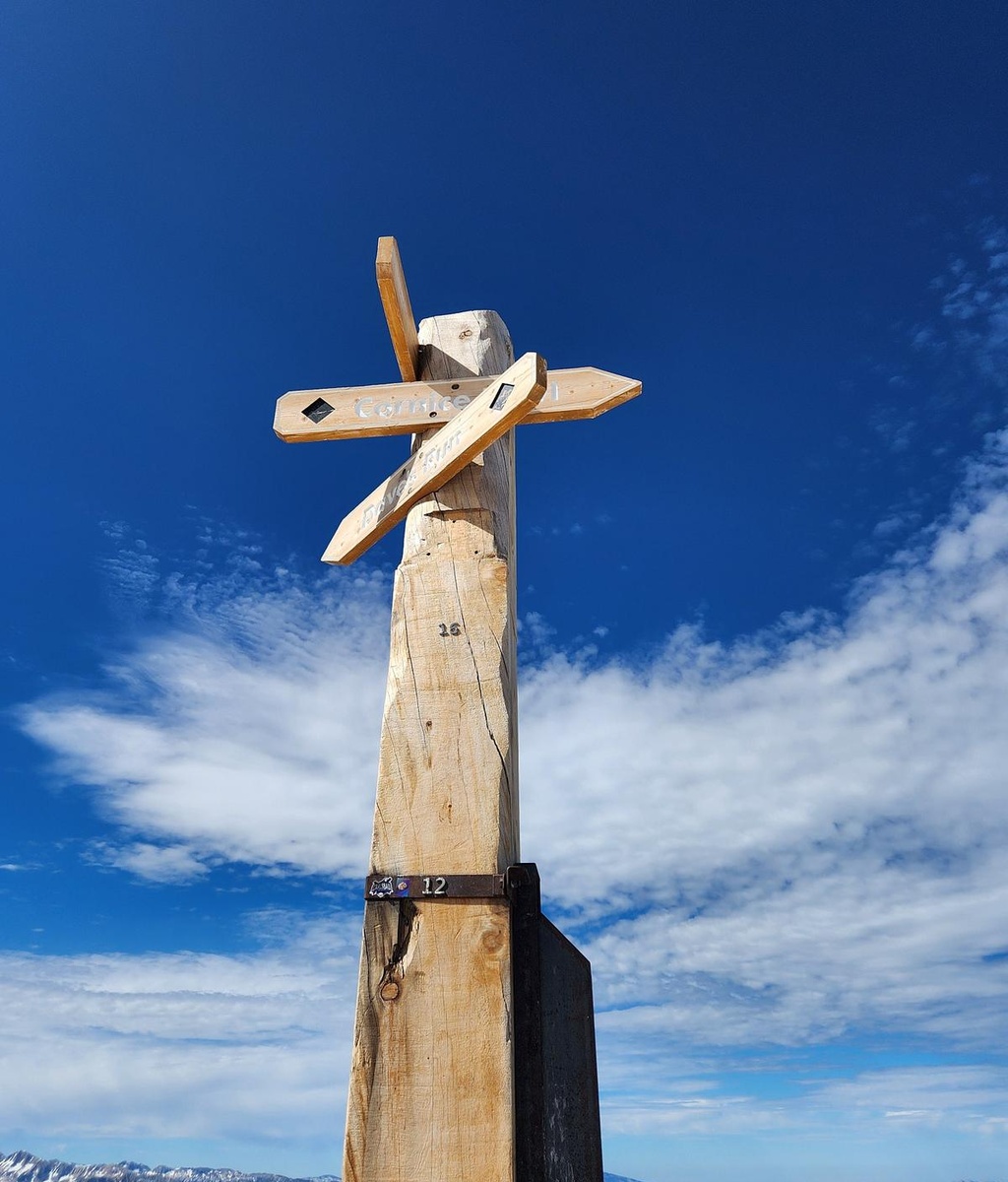 Click for slide show Depending upon content policy your contents|Lorem Corporation